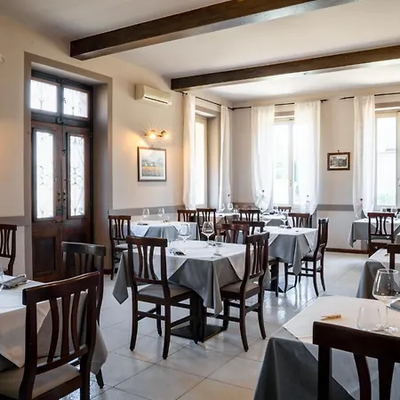 Cà Lazzaroni Hotel 3*